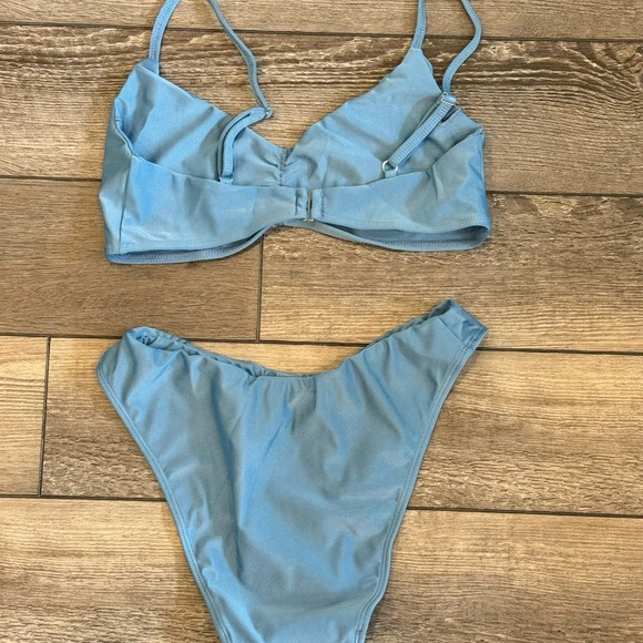 NWT Women Blue Ruched Spaghetti Strap Bikini Set - Picture 6 of 10